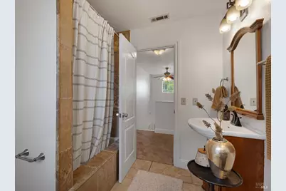 430 Gatehouse Drive, Vacaville, CA 95687 - Photo 29