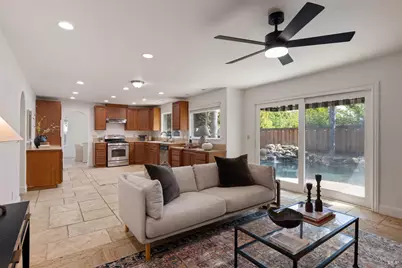 430 Gatehouse Drive, Vacaville, CA 95687 - Photo 27