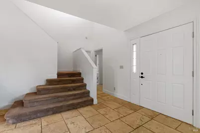 430 Gatehouse Drive, Vacaville, CA 95687 - Photo 17