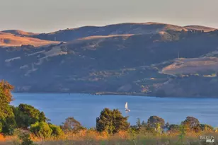 406 Larkin Dr, Benicia, CA 94510 - Photo 43