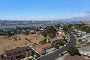 406 Larkin Dr, Benicia, CA 94510 - Photo 29