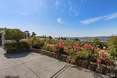 406 Larkin Drive, Benicia, CA 94510 - Photo 37