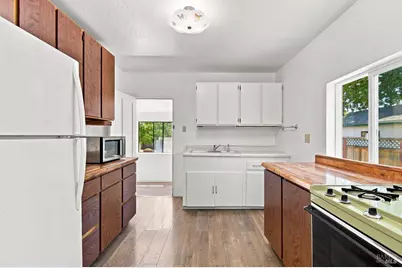 216 Theresa Street, Santa Rosa, CA 95407 - Photo 3