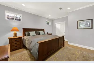 5151 Lakeshore Drive, Fairfield, CA 94534 - Photo 23
