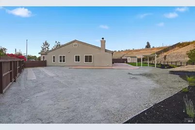 2 Oriole Court, American Canyon, CA 94503 - Photo 5