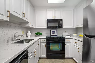 100 Thorndale Drive #350, San Rafael, CA 94903 - Photo 11