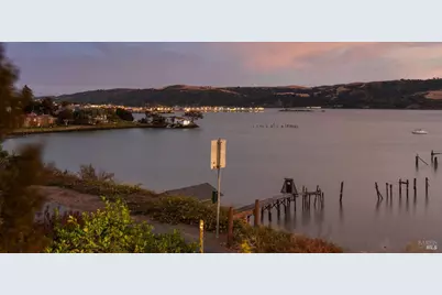 455 W I Street, Benicia, CA 94510 - Photo 75