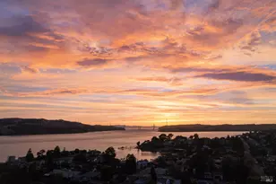 455 W I St, Benicia, CA 94510 - Photo 73