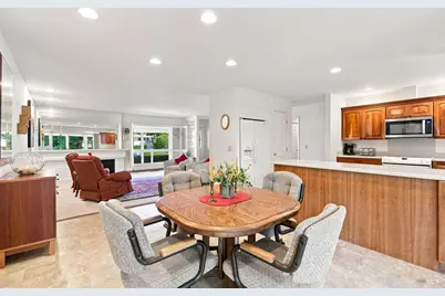 321 Mockingbird Circle, Santa Rosa, CA 95409 - Photo 13