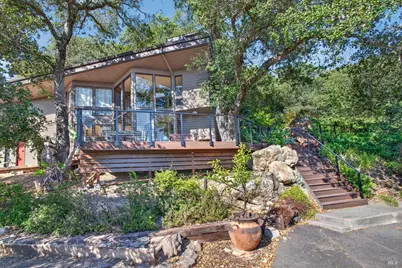 556 Montecito Boulevard, Napa, CA 94559 - Photo 1
