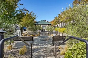 114 Lavender Cir, Healdsburg, CA 95448 - Photo 29