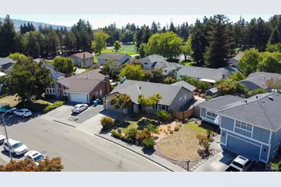 1119 Santa Cruz Way, Rohnert Park, CA 94928 - Photo 47