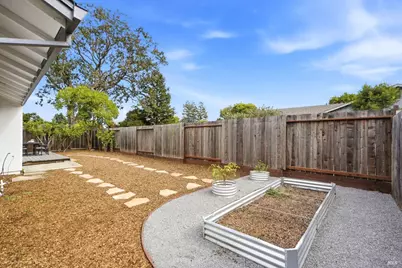 2436 Valley West Drive, Santa Rosa, CA 95401 - Photo 33