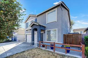 1896 Clarendon Dr, Fairfield, CA 94534 - Photo 1