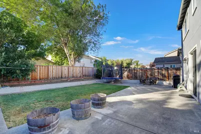 1896 Clarendon Drive, Fairfield, CA 94534 - Photo 37