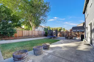 1896 Clarendon Dr, Fairfield, CA 94534 - Photo 37