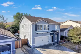 1896 Clarendon Dr, Fairfield, CA 94534 - Photo 3