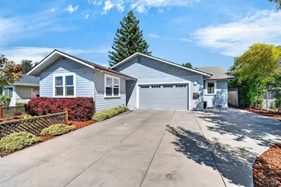 445 Monte Vista Avenue, Healdsburg, CA 95448 - Photo 1