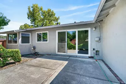 437 Valencia Lane, Vacaville, CA 95688 - Photo 35