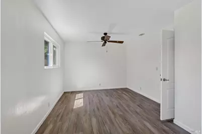 437 Valencia Lane, Vacaville, CA 95688 - Photo 23