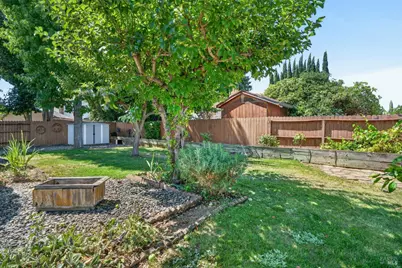 437 Valencia Lane, Vacaville, CA 95688 - Photo 37