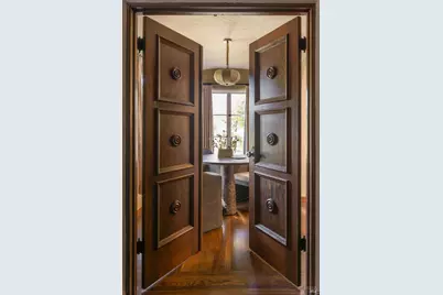 100 Meadowcroft Drive, San Anselmo, CA 94960 - Photo 7