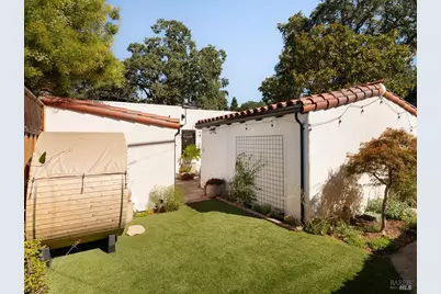 100 Meadowcroft Drive, San Anselmo, CA 94960 - Photo 23