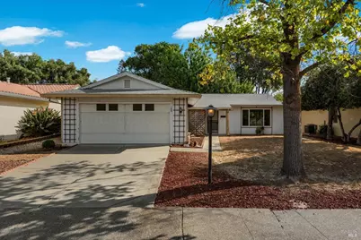 109 Rainier Circle, Vacaville, CA 95687 - Photo 1