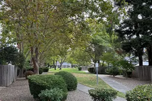 125 Golden Gate Cir, Napa, CA 94558 - Photo 35