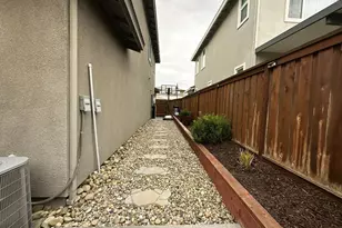 2408 Azure Pl, Fairfield, CA 94533 - Photo 57