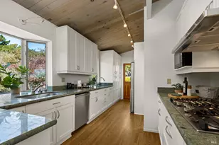 646 Ridgewood Ave, Mill Valley, CA 94941 - Photo 17