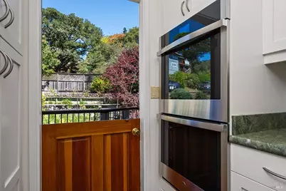 646 Ridgewood Avenue, Mill Valley, CA 94941 - Photo 17