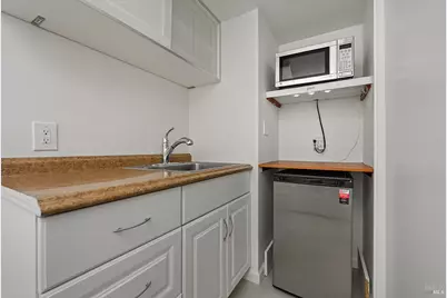 646 Ridgewood Avenue, Mill Valley, CA 94941 - Photo 37