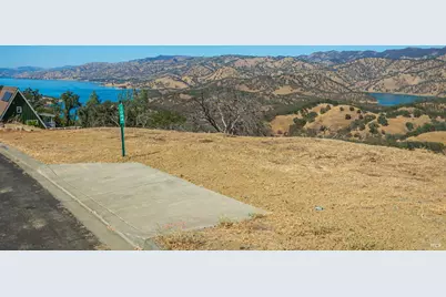 1044 Eastridge Drive, Napa, CA 94558 - Photo 1