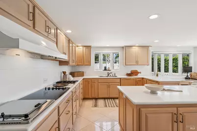 40 Central Avenue, Sausalito, CA 94965 - Photo 27