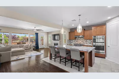 786 Elderberry Loop, Vacaville, CA 95688 - Photo 15