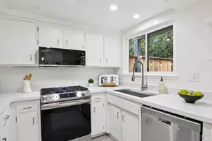 54 Grande Paseo, San Rafael, CA 94903 - Photo 11