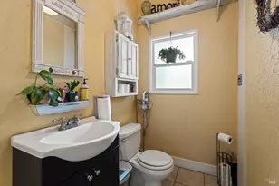 704 N State St, Ukiah, CA 95482 - Photo 11