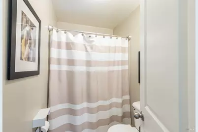 308 S McDowell Boulevard, Petaluma, CA 94954 - Photo 23