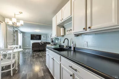 308 S McDowell Boulevard, Petaluma, CA 94954 - Photo 7