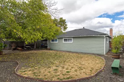 308 S McDowell Boulevard, Petaluma, CA 94954 - Photo 11