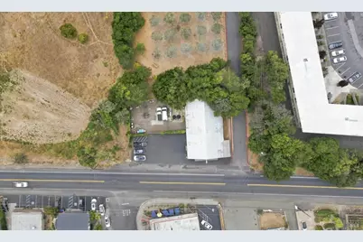 1527 Silverado Trail, Napa, CA 94559 - Photo 29