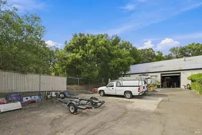 1527 Silverado Trail, Napa, CA 94559 - Photo 15