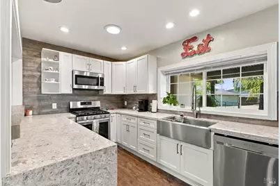 4485 Hargrave Avenue, Santa Rosa, CA 95407 - Photo 15