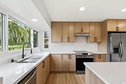 900 Hudis Street, Rohnert Park, CA 94928 - Photo 21