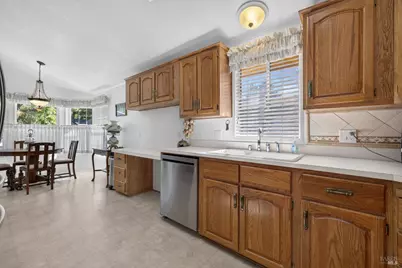 164 Larkspur Drive, Santa Rosa, CA 95409 - Photo 15