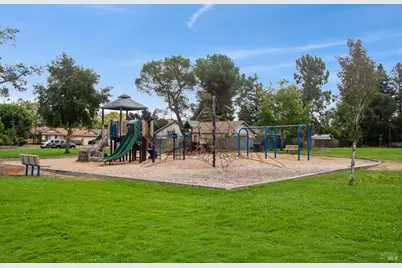 7187 Circle Drive, Rohnert Park, CA 94928 - Photo 23