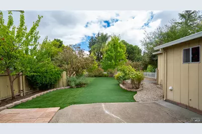 498 Duncan Street, Santa Rosa, CA 95401 - Photo 7