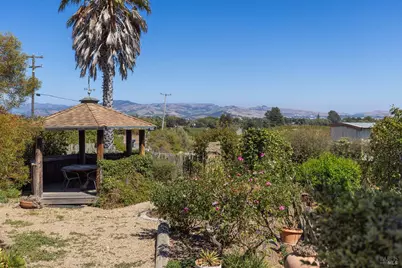 1155 Bayview Avenue, Napa, CA 94559 - Photo 5