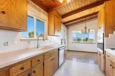 1155 Bayview Avenue, Napa, CA 94559 - Photo 7